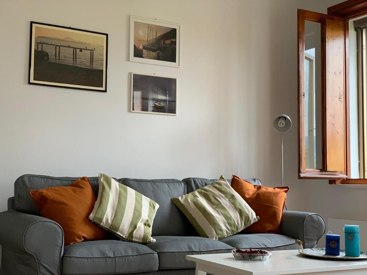 Casa Biancoliva Lägenhet Toscolano Maderno Exteriör bild